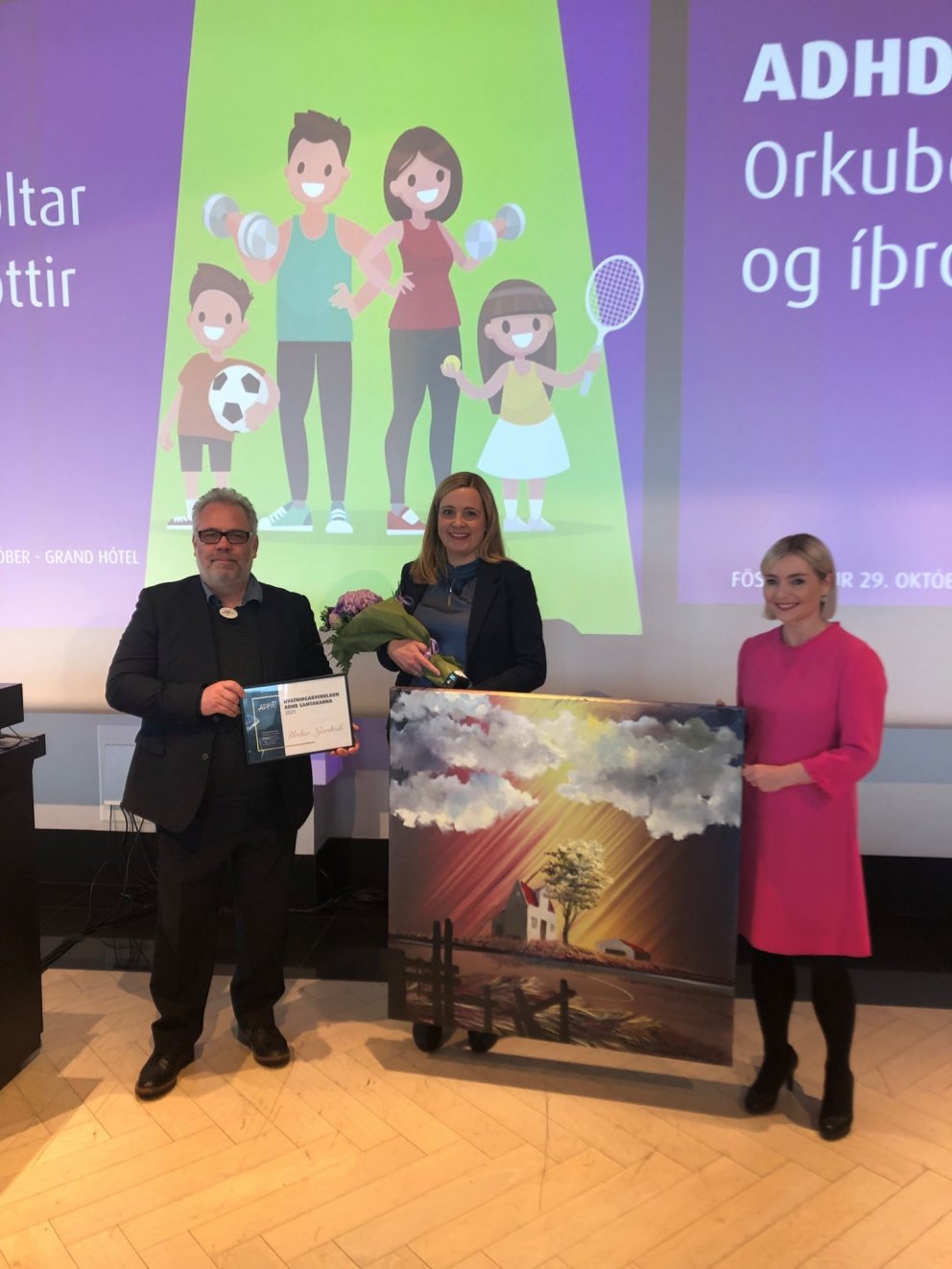 Frá vinstri til hægri á mynd: Vilhjálmur Hjálmarsson, formaður ADHD Samtakanna. Urður Njarðvík, próf…