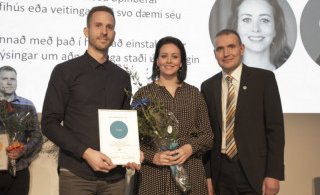 Forseti Íslands ásamt verðlaunahöfum 2017